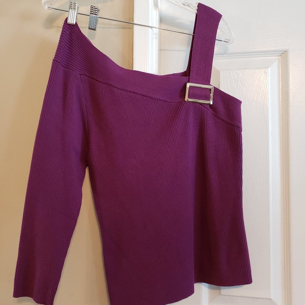 One Shoulder Buckle Sweater